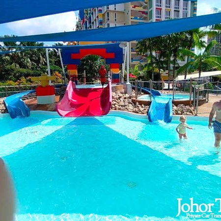 DUPLO Splash Safari Legoland Water Park 4