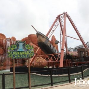 Desaru Adventure Water Park Penawar Fall Ship